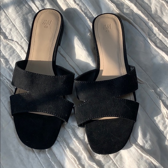 Sandals - Picture 2 of 2